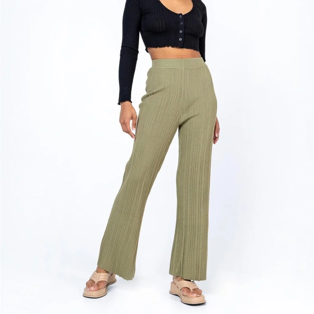 NWOT Princess Polly Women’s Green Knit Pants - Picture 1 of 7